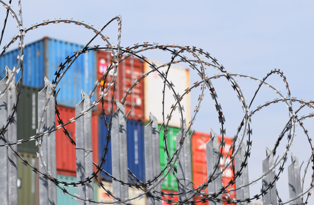 Southampton,,Hampshire.,Apr,22,2019.,Freight,Shipping,Containers,Behind,A