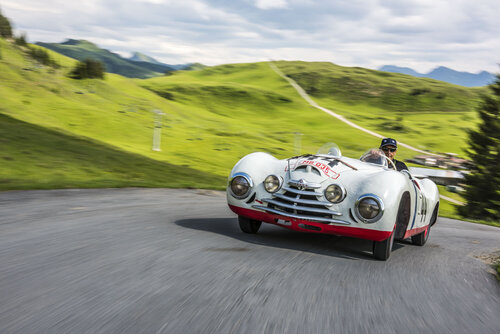 legenda-motorsportu-hans-joachim-stuck-prijede-do-sosnove
