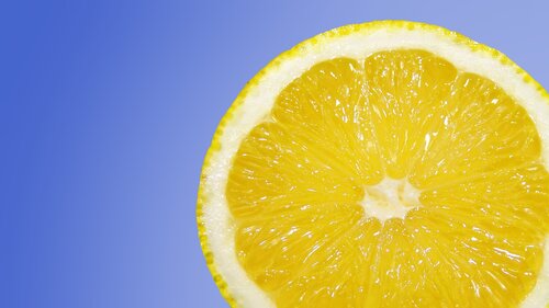 lemonade-celi-zalobe-za-unik-dat-190-tisic-ridicu