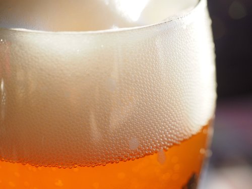 rakousko-alkohol-za-volantem-ohrozuje-nejvic-o-letnich-sobotach