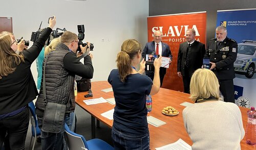 slavia-a-policie-cr-ocenily-muze-ktery-na-zlinsku-nasel-ztracenou-seniorku