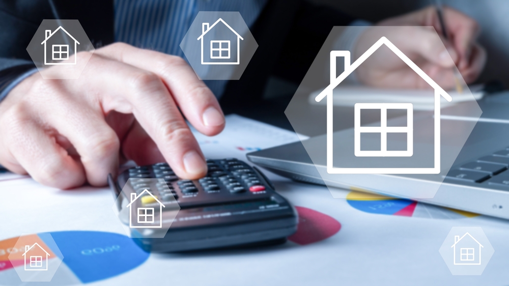 Buy,House,,Real,Estate,Concept,,Different,Offers,Of,Property,Online,