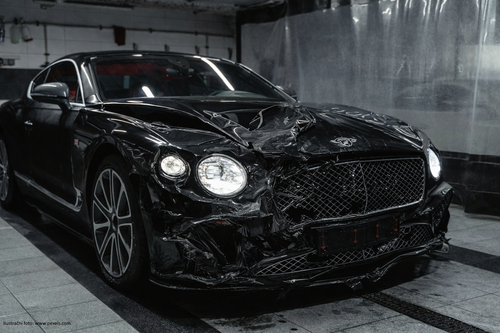 podvod-bentley-a-pojistka-soud-rozhodl-v-kauze-nehody-limberskeho-vozu