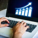 Real,Estate,Investment,Growth,Presentation,With,Bar,Chart,And,House