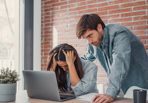 Mad,Millennial,Couple,Frustrated,With,Slow,Internet,Connection,Paying,Bills