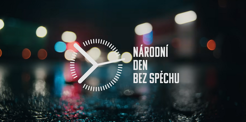 cesko-se-symbolicky-zpomali-orloj-odbije-130krat-za-obeti-rychle-jizdy