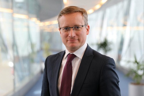 byvaly-europoslanec-ondrej-kovarik-se-bude-venovat-poradenstvi-pro-financni-trh