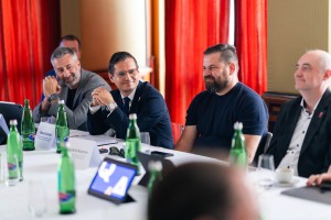 cesi-se-chystaji-na-letni-festivaly-krome-programu-resi-cenu-komfort-i-platby-kartou