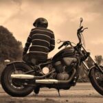 drz-stopu-temer-40-motorkaru-zemre-pri-nehodach-v-zatackach