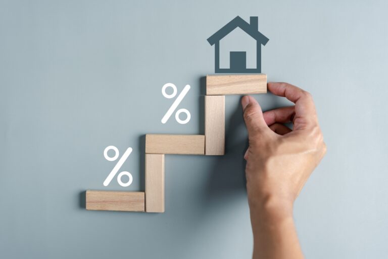 Increased,Ladder,Staircase,Of,Real,Estate,Or,Property,House.,Businessman